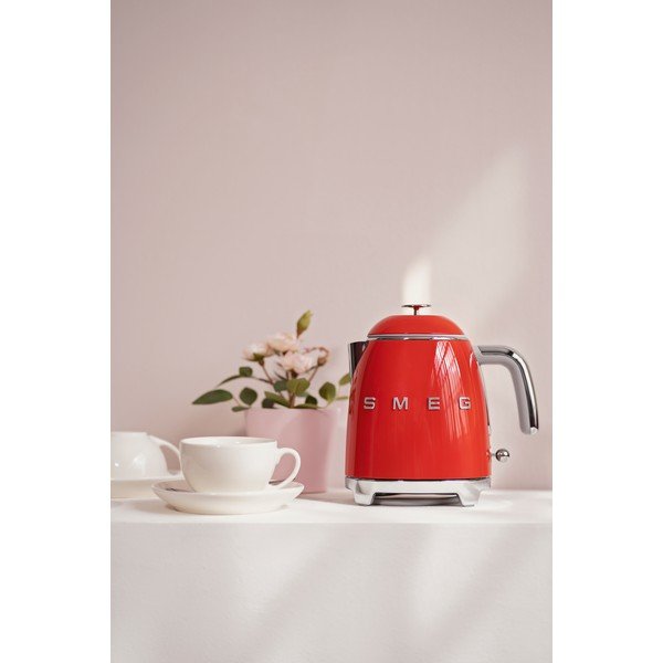 Sarkana nerūsējošā tērauda elektriskā tējkanna 800 ml Retro Style – SMEG-image-1