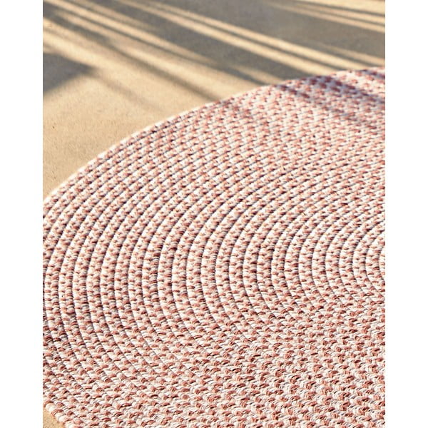 Rozā apaļš iekštelpu un āra paklājs no pārstrādātas šķiedras ø 150 cm Rodhe – Kave Home-image-2