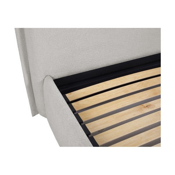 Gaiši pelēka polsterēta divvietīga gulta ar veļas kasti un redelēm 160x200 cm Armie – Milo Casa-image-4