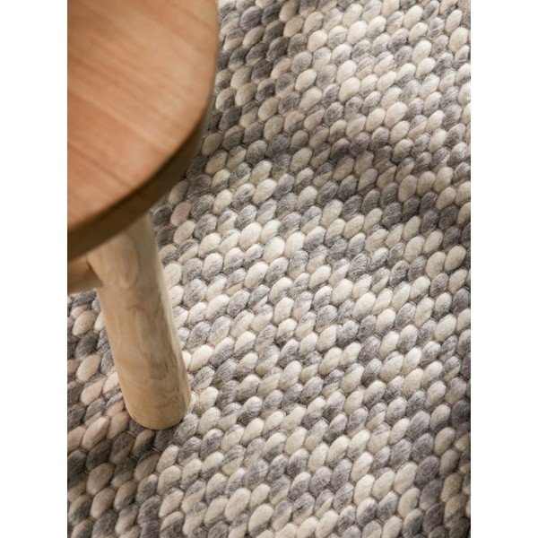Gaiši pelēks/krēmkrāsas ar rokām darināts vilnas apaļš paklājs ø 160 cm Lyon Beans – Elle Decoration-image-2