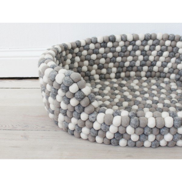Gaiši pelēka un balta vilnas bumbiņu gulta mājdzīvniekiem Wooldot Ball Pet Basket, 80 x 60 cm-image-1