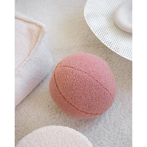 Rozā bērnu dīvāna spilvens no buklē auduma Ball – Wigiwama-image-4