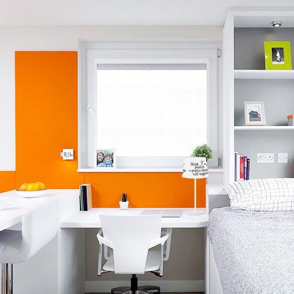 Melnbalta galda lampa SULION Positive-image-1