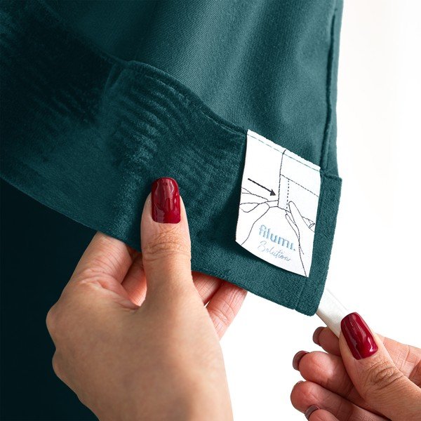 Zaļganzils samta daļēji gaismu necaurlaidīgs aizkars 140x250 cm Velto – Filumi-image-4