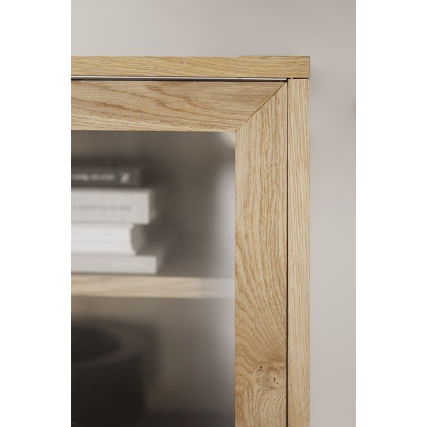 Dabīga toņa vitrīna ar ozolkoka imitāciju un bīdāmām durvīm 170x75 cm Hazelton – Rowico-image-1