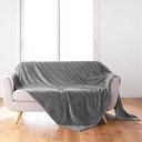 Pelēks gultas pārklājs no mikroflaneļa 180x220 cm Arya – douceur d'intérieur