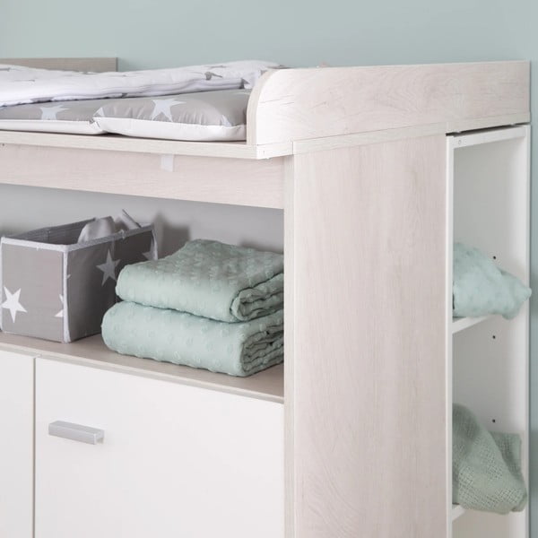Balta zema bērnu kumode ar ozolkoka imitāciju 117x98 cm Julia – Roba-image-2