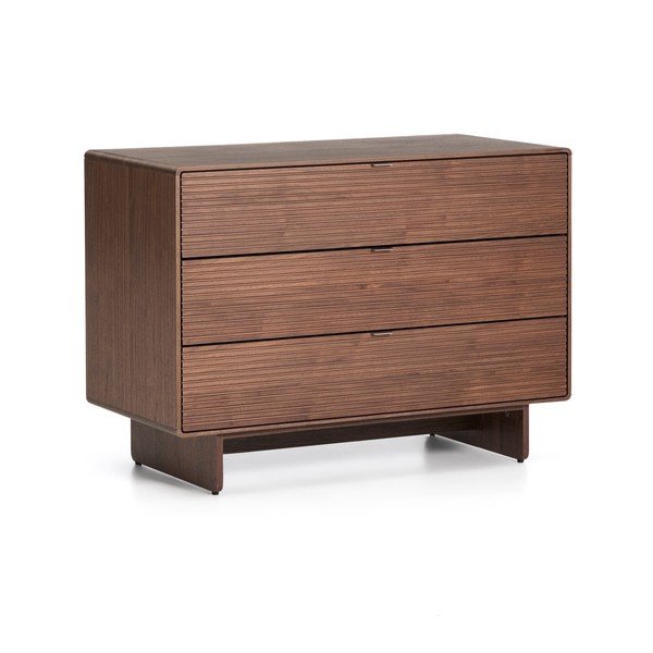 Tumša dabīga toņa kumode ar riekstkoka imitāciju 101x75x50 cm Norlen – Kave Home