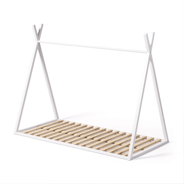 Balta dižskābarža masīvkoka bērnu gulta mājas formā ar redelēm 90x190 cm Maralis – Kave Home