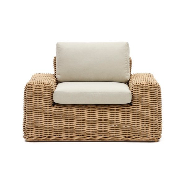 Krēmkrāsas dārza krēsls no mākslīgās rotangpalmas Portlligat – Kave Home