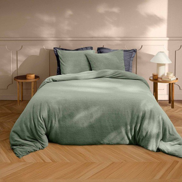 Zaļa divguļamā mikroplīša gultas veļa 240x220 cm Helena – douceur d'intérieur-image-1