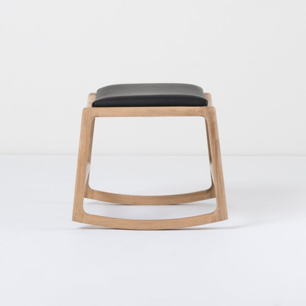 Kāju soliņš ar ozola masīvkoka konstrukciju un melnas bifeļu ādas detaļām Gazzda Dedo-image-1