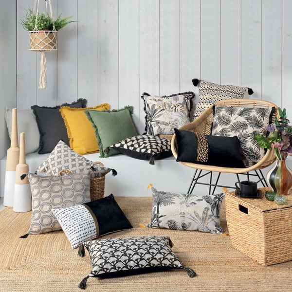 Dekoratīvais spilvens 45x45 cm Vanina – douceur d'intérieur-image-1