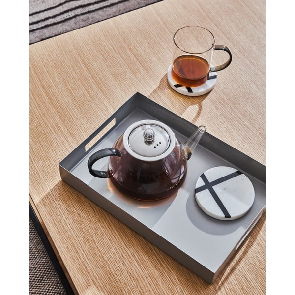 Žurnālgaldiņš ar ozolkoka imitācijas virsmu 80x80 cm Yona – Kave Home-image-3