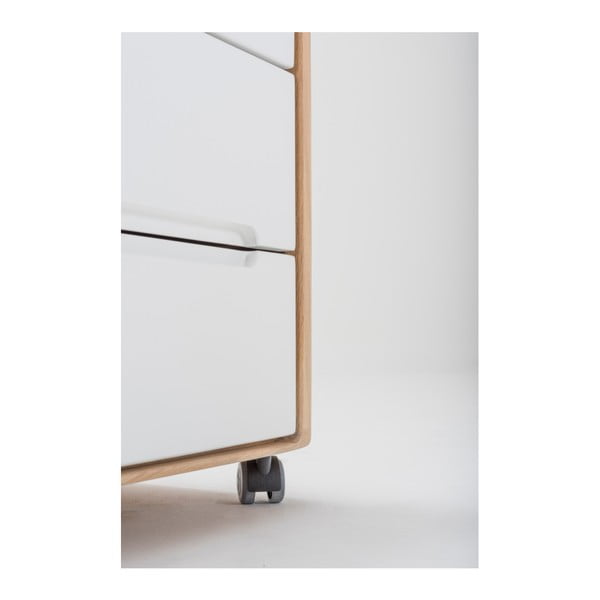 Atvilktne ar masīvkoka ozolkoka konstrukciju Gazzda Ena-image-2