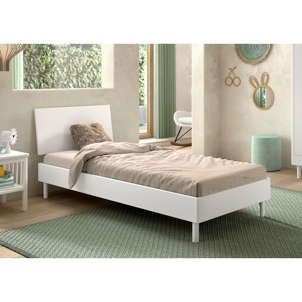 Balta dižskābarža masīvkoka vienvietīga gulta ar redelēm 90x200 cm Forrest – Vipack-image-1