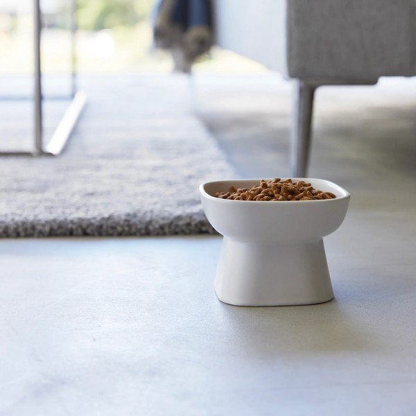 Keramikas bļodiņa mājdzīvniekiem Tower – YAMAZAKI-image-4