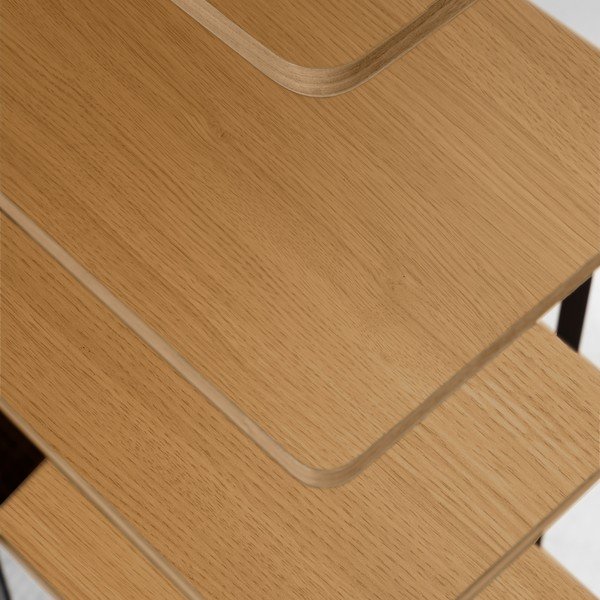 Melns grāmatplaukts ar ozolkoka imitāciju Kave Home Nadyria-image-1