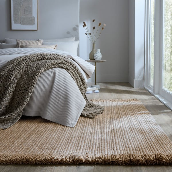 Bēšs ar rokām darināts paklājs no vilnas maisījuma 120x170 cm Rene Fringed Ribbed – Flair Rugs-image-1