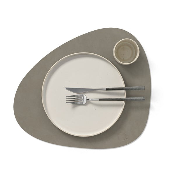 Galda paliktnis no ekoloģiskās ādas 37x44 cm Curve L Nupo – LIND DNA-image-1