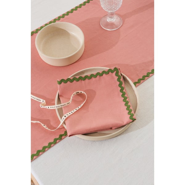 Galda celiņu, paliktņu un salvešu komplekts (8 gab.) Wavy – Really Nice Things-image-1