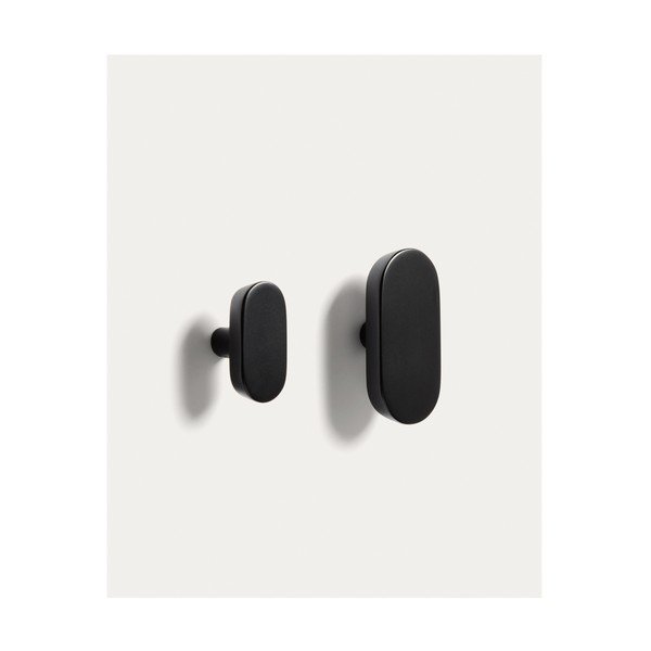 Melni dižskābarža masīvkoka sienas āķi (2 gab.) Arely – Kave Home-image-4