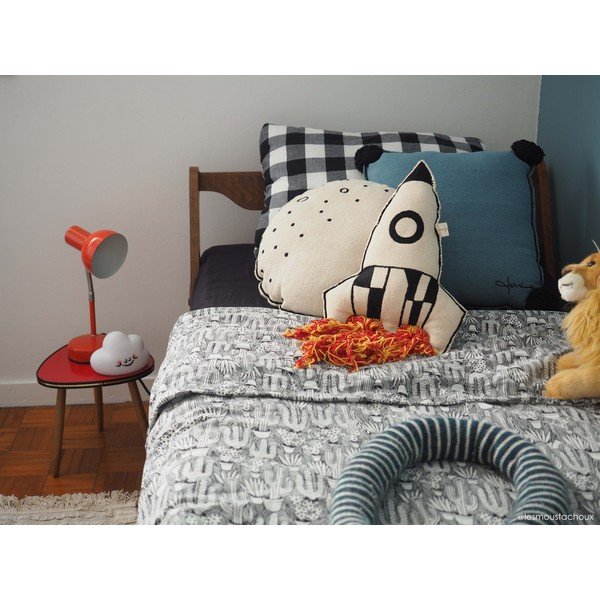 Bērnu spilvens Rocket – Lorena Canals-image-1