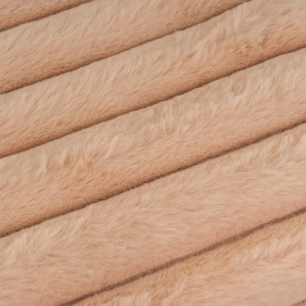 Gaiši brūns mikroplīša pleds 130x160 cm Fur Velvet – Casa Selección-image-3