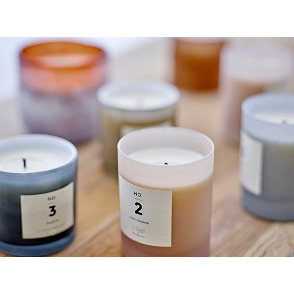 Aromātiskā svece degšanas laiks 50 h No. 2 Green Gardenia – ILLUME x Bloomingville-image-2