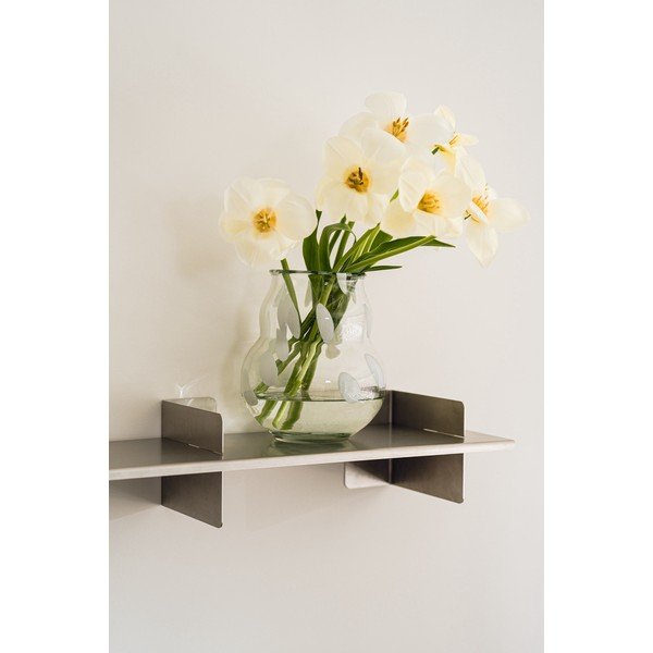 Balta stikla rokām darināta vāze (augstums 22 cm) Dam – noo.ma-image-1