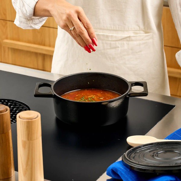 Čuguna katls ar vāku piemērots indukcijas plītij 2 l Mattia 3.0 – FABINI-image-1