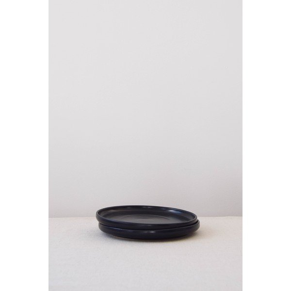 Melns keramikas šķīvis ÅOOMI Luna, ø 20 cm-image-1