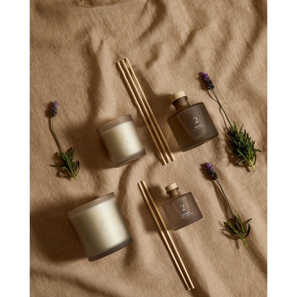 Aromātiskā svece degšanas laiks 20 h Sweet Vanilla – Kave Home-image-2