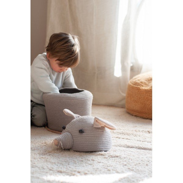 Pelēks tekstila bērnu rotaļlietu grozs ø 25x30 cm Renata the Rat – Lorena Canals-image-2
