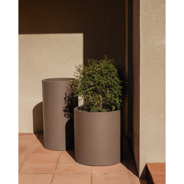 Betona puķu poda apvalks ø 42 cm Aiguablava – Kave Home-image-1