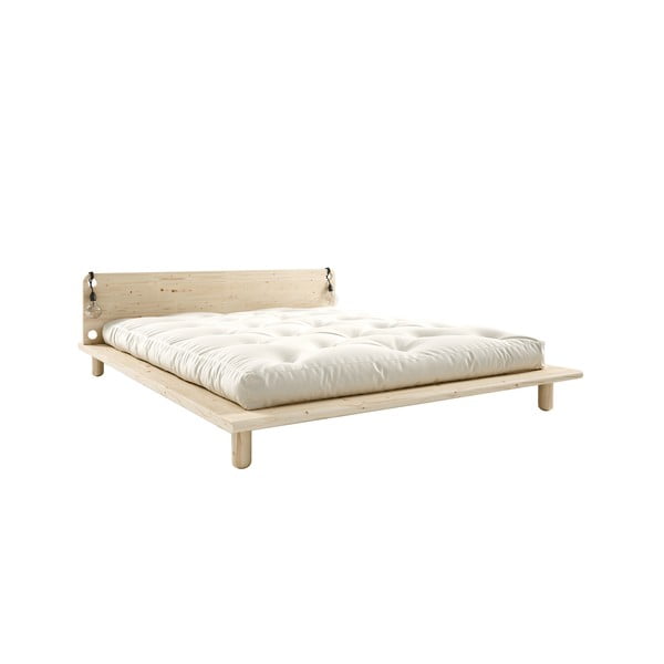 Masīvkoka divguļamā gulta ar galvgaldu, lampām un matraci Comfort Karup Design Peek, 180 x 200 cm