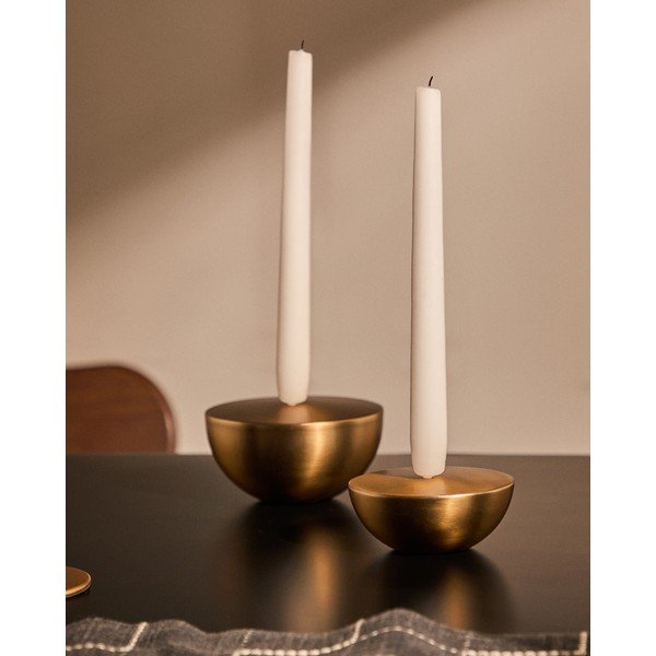 Metāla svečturis Quira – Kave Home-image-1