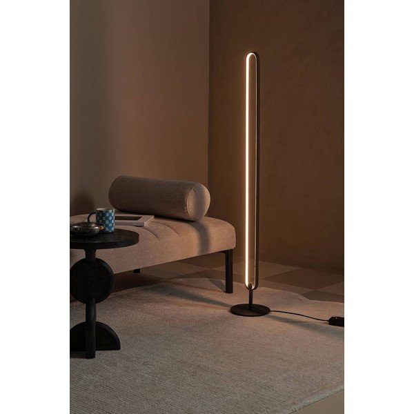 Matēti melna metāla LED stāvlampa ar regulējamu spilgtumu (augstums 130 cm) Loop – Ellos Home-image-1