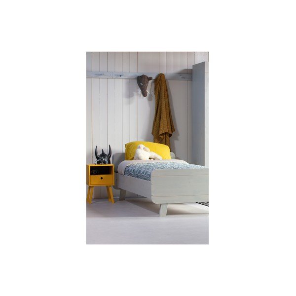 Dzeltens priedes masīvkoka naktsgaldiņš WOOOD Sammie-image-4