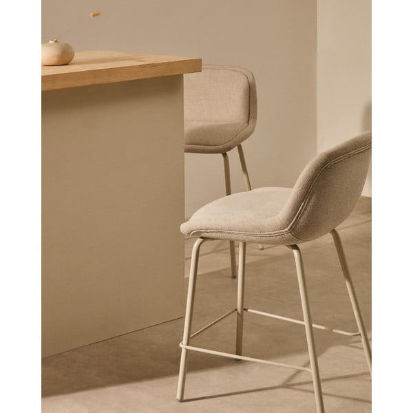 Bēšs bāra krēsls (sēdekļa augstums 65 cm) Aimin – Kave Home-image-1