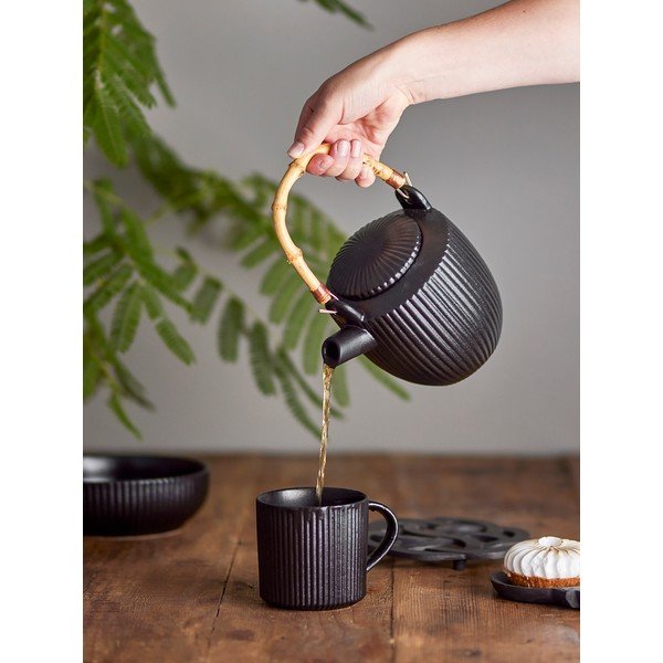 Melna akmensmasas tējkanna 850 ml Neri – Bloomingville-image-2