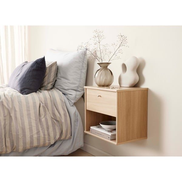 Piekarams ozolkoka imitācijas naktsgaldiņš ar plauktiem Mistral – Hammel Furniture-image-3