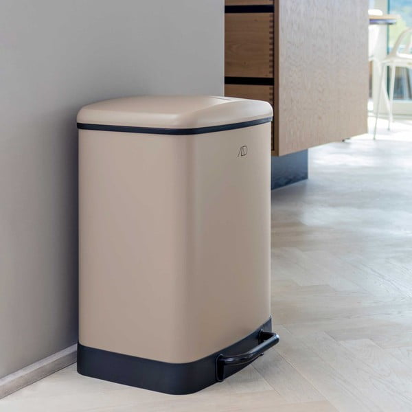 Bēša atkritumu šķirošanas metāla atkritumu tvertne ar pedāli 24 l Wonda – Mette Ditmer Denmark-image-1