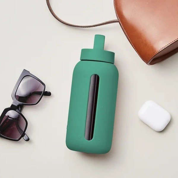 Zaļa pudele ceļojumiem 720 ml Frosted Green – Muuki-image-1