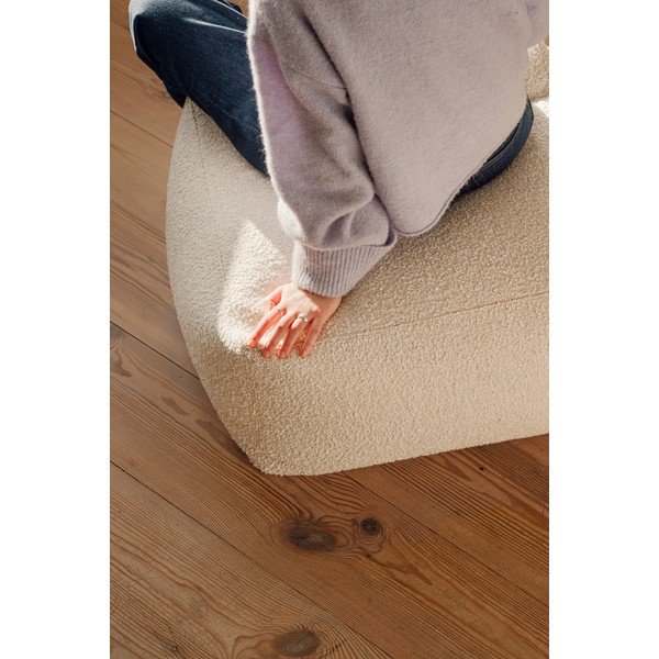 Bēšs pufs no buklē auduma Keno – noo.ma-image-4