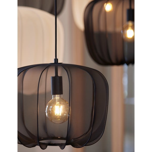 Melna piekaramā lampa ar auduma abažūru ø 40 cm Plumeria – Light & Living-image-3
