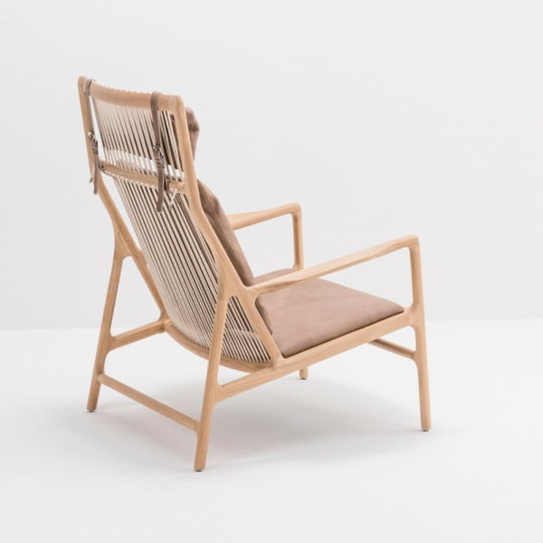 Krēsls ar masīvkoka konstrukciju un brūnu bifeļu ādas sēdekli Gazzda Dedo-image-2