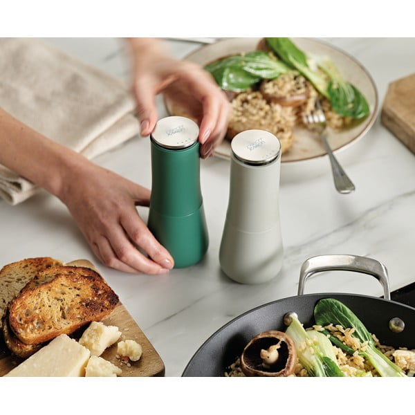 Sāls un piparu trauks sālim un pipariem Milltop – Joseph Joseph-image-3