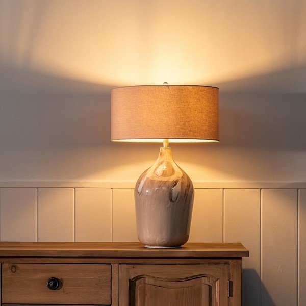 Bēša galda lampa ar auduma abažūru (augstums 66 cm) – Ixia-image-1