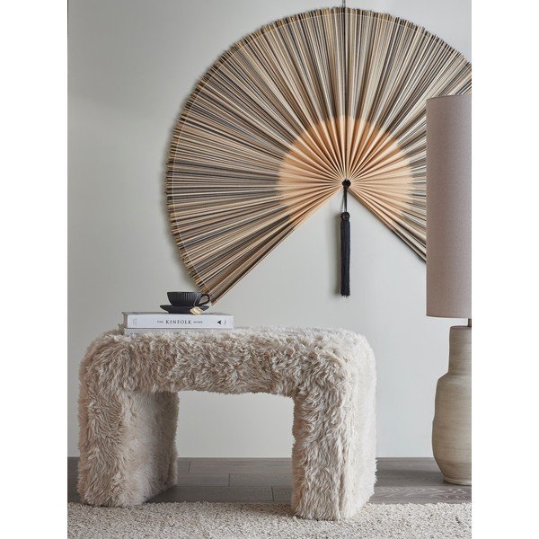 Bēšs pufs no mākslīgās kažokādas Bobbie – Bloomingville-image-1